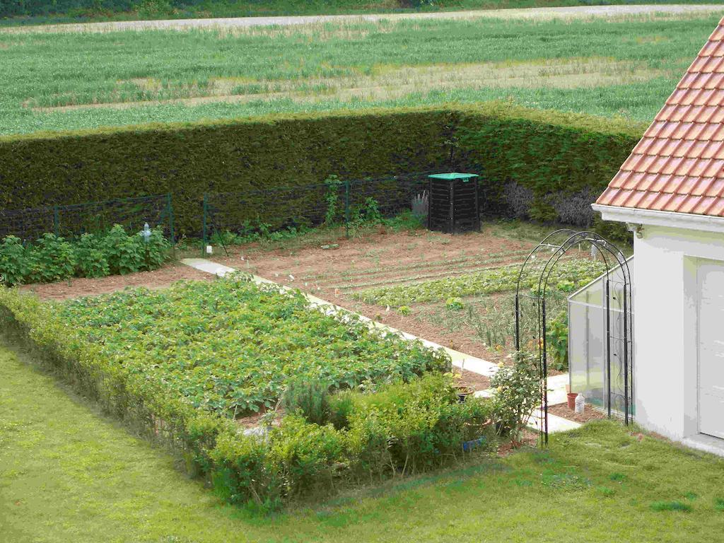 La Bourgade Bed & Breakfast Estreelles Bagian luar foto
