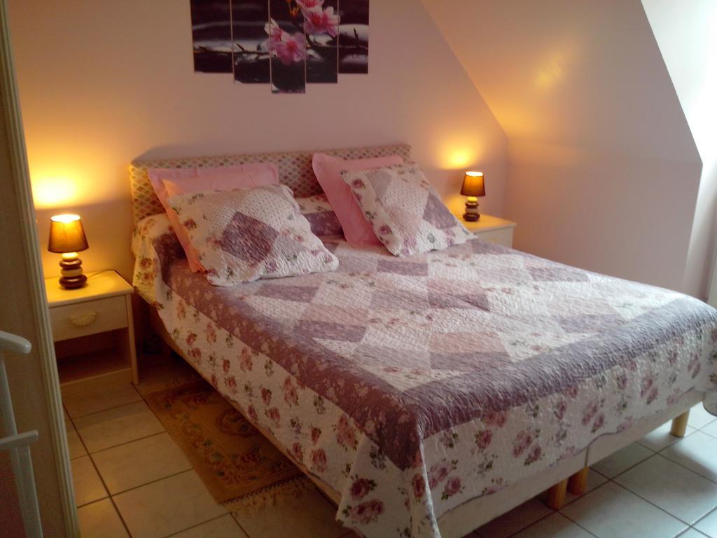 La Bourgade Bed & Breakfast Estreelles Bagian luar foto